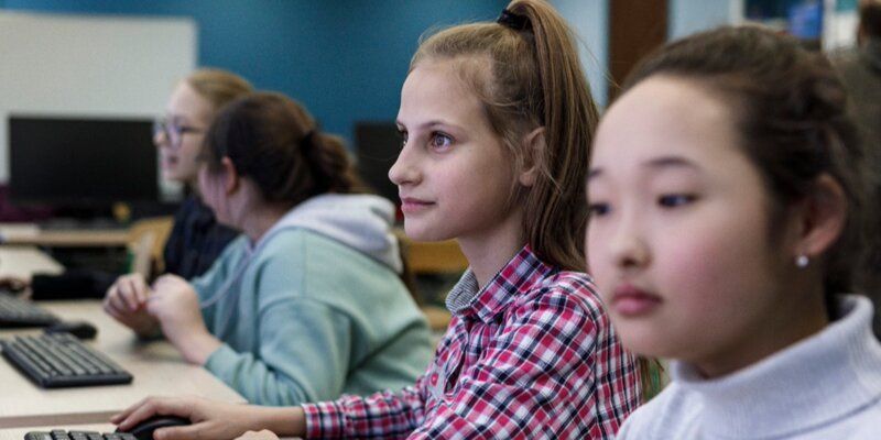 Более 300 проектов подготовили московские школьники в рамках «Учебного дня в библиотеке»