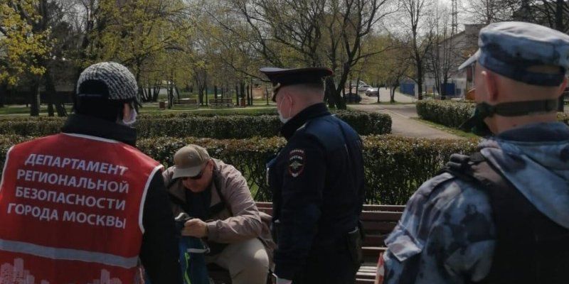 Более 20 тысяч профилактических бесед о соблюдении режима самоизоляции проведено общественниками с начала месяца