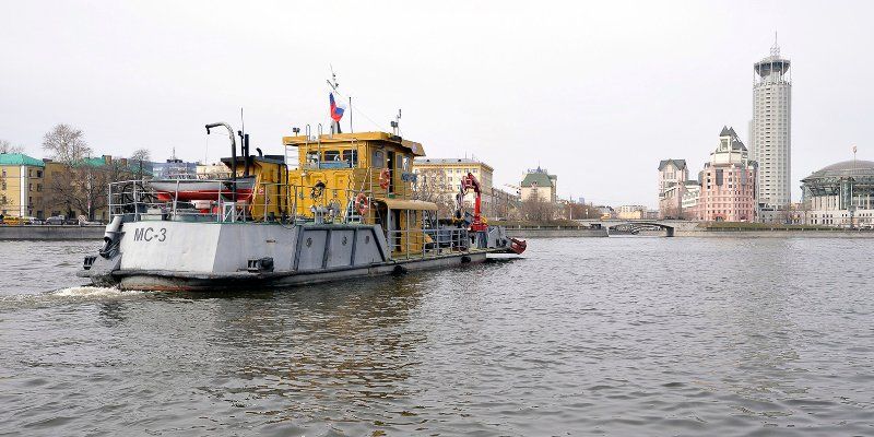 Одна вода: как убирают мусор в Москве-реке
