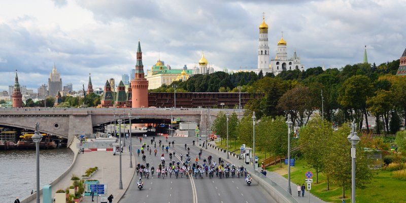 Около 30 тысяч человек приняли участие в Московском велофестивале