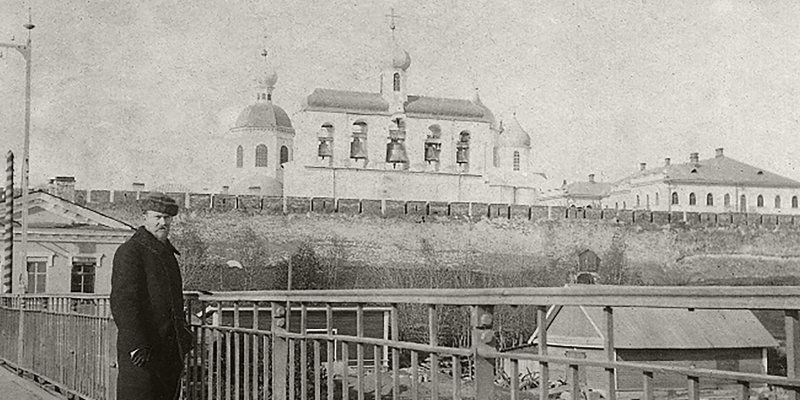 Парфюм, барокко и Кустодиев-фотограф: планы на вечер пятницы