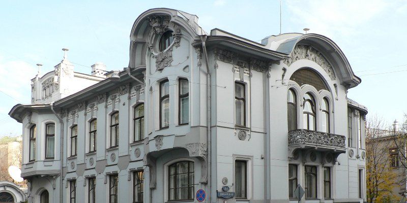 Бронзовую скульптуру Авроры вернут на крышу особняка Миндовского