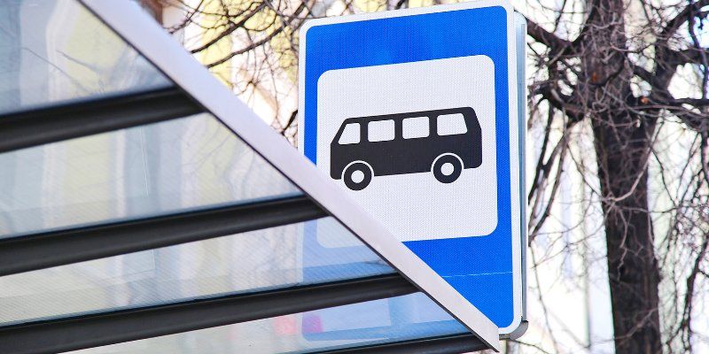 Футбол и подготовка к параду: как изменится движение автобусов в ближайшие дни