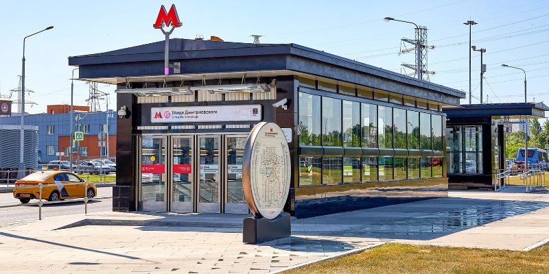 В ноябре завершится благоустройство территорий возле девяти станций метро