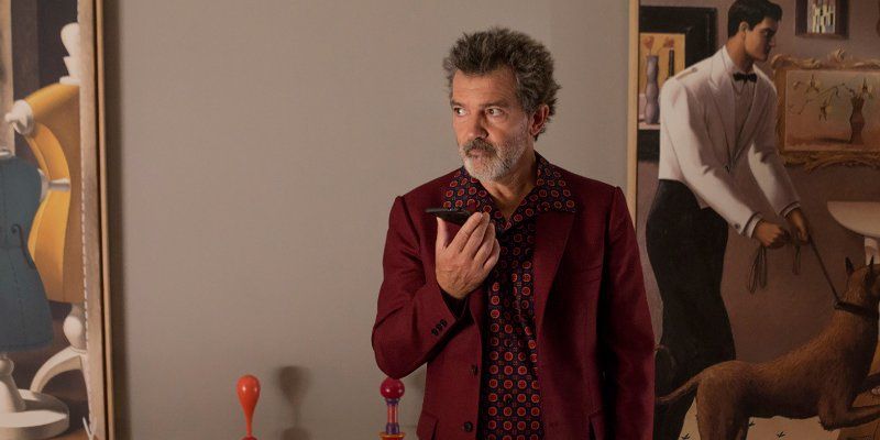Стареющий режиссер, бессмертный кутюрье и новые «Люди в черном»: что смотреть в кино