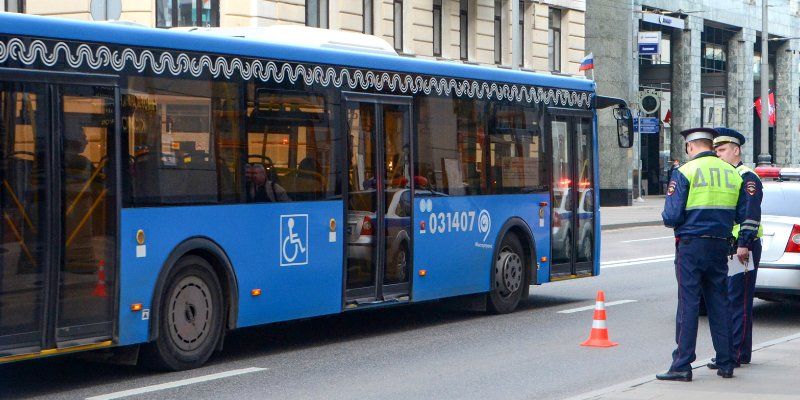 На время матча: автобусы № 175 и 818 временно изменят маршруты