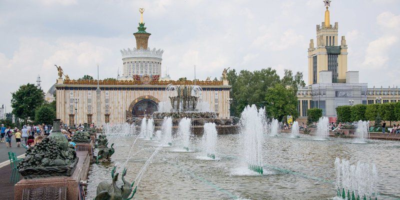 Central Alley fountains, famous Golden Spike fountain gushing water at VDNKh