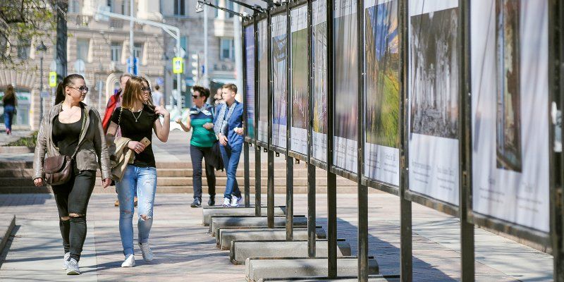 Театр под открытым небом: на Страстном бульваре представят выставку «Музыкальный театр. Истоки»