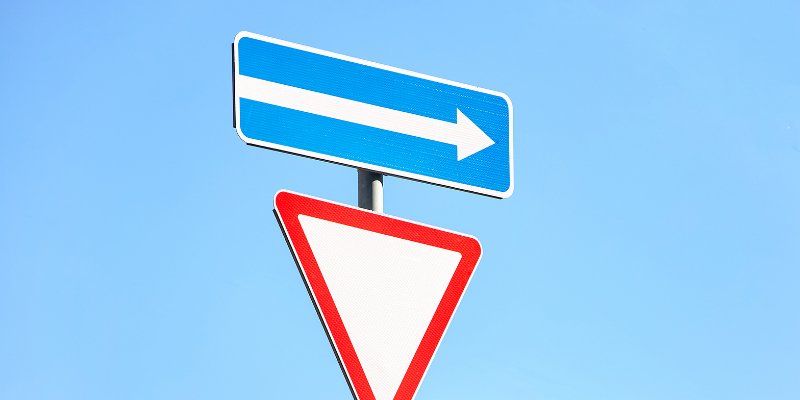 На некоторых улицах в САО и СЗАО временно изменится схема движения транспорта