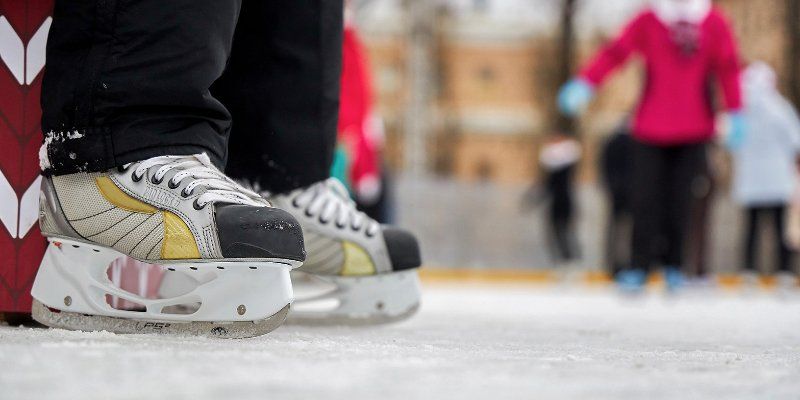 Катки в парке «Красная Пресня» и в саду «Эрмитаж» не работают из-за теплой погоды