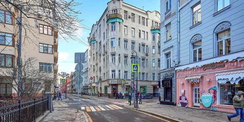 На страже истории: как москвичи помогают спасать памятники архитектуры