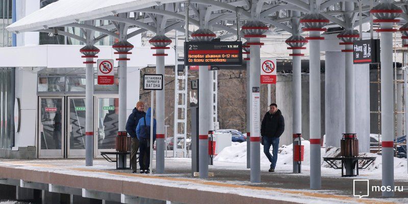 Большая часть пригородных электричек стала останавливаться на смежных с МЦК станциях