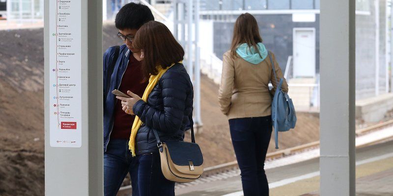 На МЦК запустили бесплатную «Мобильную библиотеку»