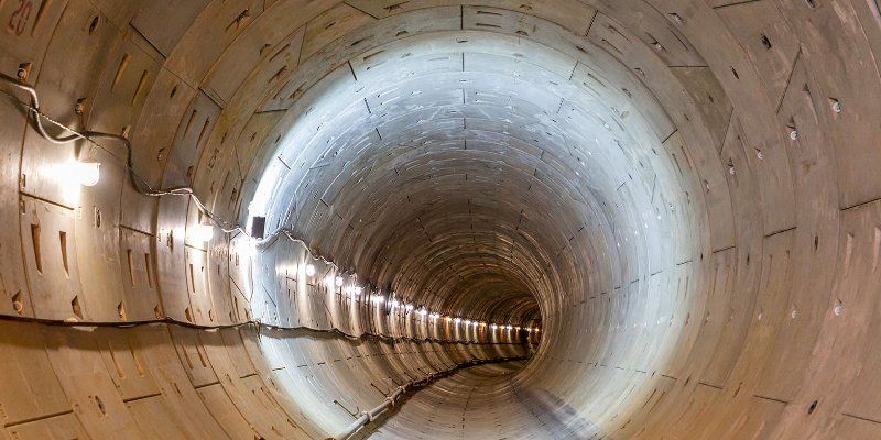 Завершилась проходка двух перегонных тоннелей за станциями «Деловой центр»