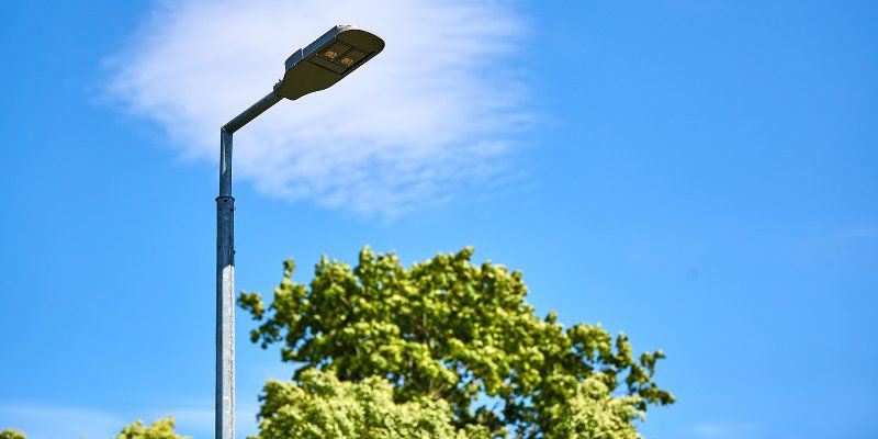 Более 21 тысячи светодиодных фонарей: где в этом году установят новые опоры освещения