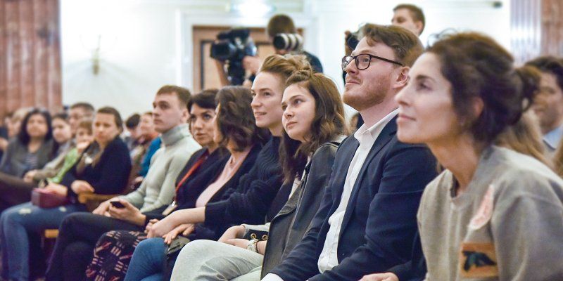 Новый театр, с чем едят абсурд и «Наука 0+»: интересные лекции недели