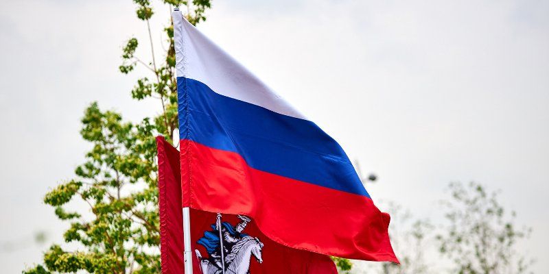 Городские парки приготовили онлайн-программу ко Дню России