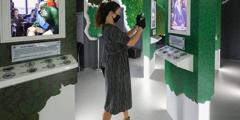 Обед на свежем воздухе и прогулка по музеям. Москва перешла к следующему этапу снятия ограничений