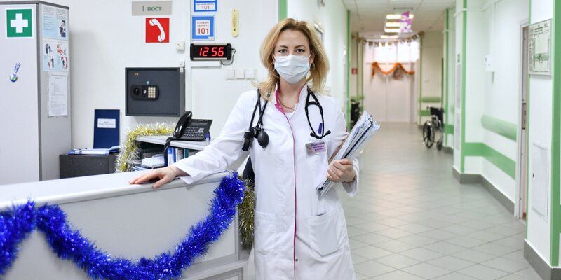 Консультации экспертов, эндопротезирование и тесты на коронавирус: как проходит плановая госпитализация