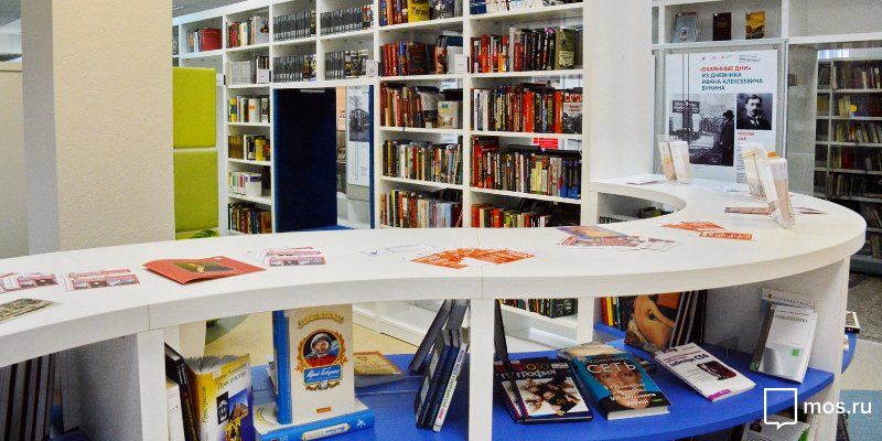 New age libraries: urban breakfasts, lecture halls and workshops