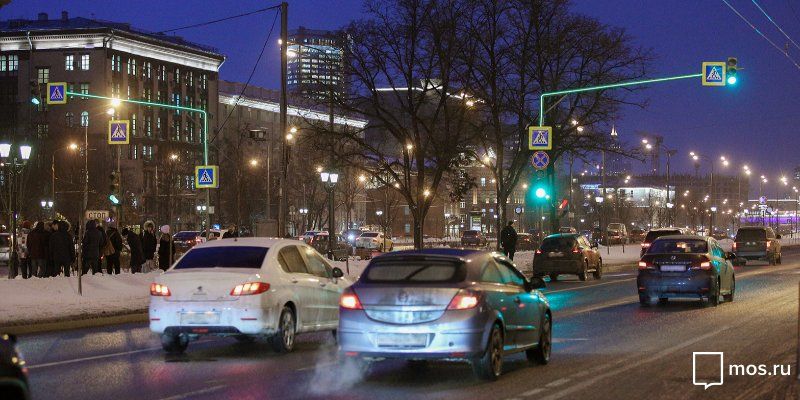 В Москве запустили эксперимент по инновационной подсветке светофоров