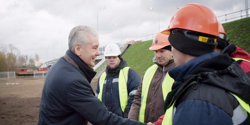 New overpass at Yuzhnoportovaya Street-2nd Yuzhnoportovy Proyezd
