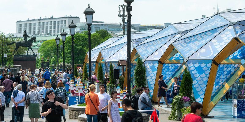 71 тысяча банок консервов и пять тысяч устриц: что еще покупали на «Рыбной неделе»