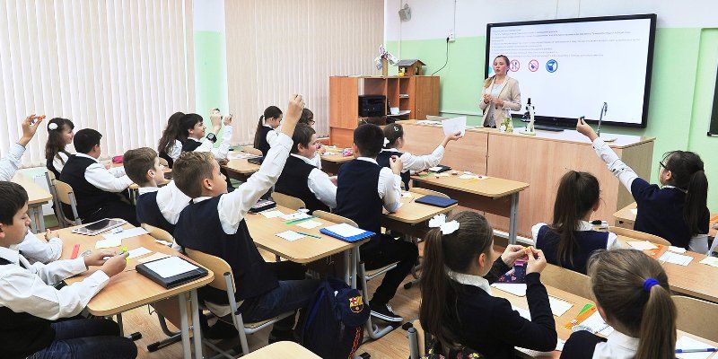 От бумажного до электронного: история школьного дневника
