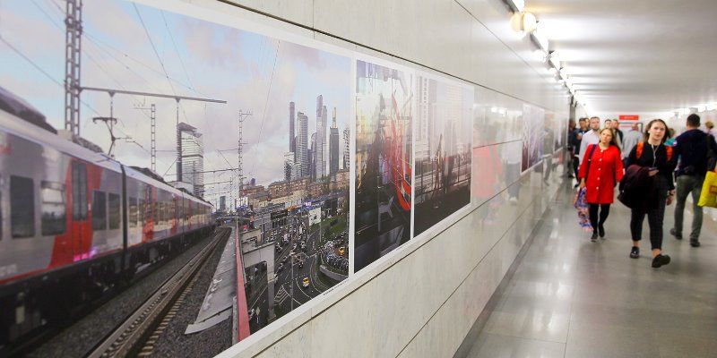«Остановка по требованию»: фотовыставка ко дню рождения МЦК открылась в метро