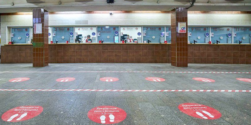 За стеклом: о работе кассиров в столичной подземке