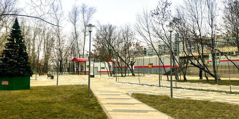 Территорию рядом со станциями МЦД Сетунь и Рабочий Поселок благоустроили