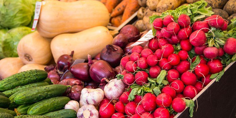 Свежие продукты зимой и летом: в Бутырском районе заработала круглогодичная ярмарка