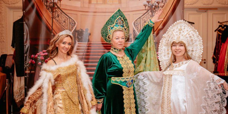Многодетным мамам вручили почетные знаки «Родительская слава города Москвы»