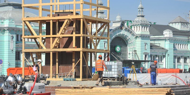 Памятник Максиму Горькому перевезут на площадь Тверская Застава в ночь на понедельник