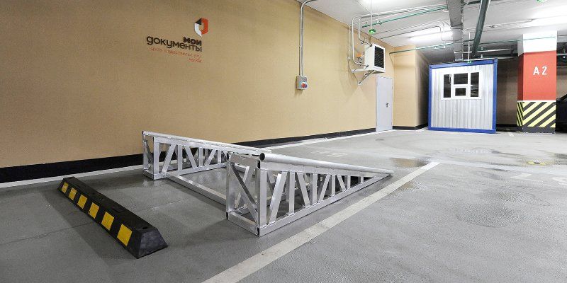 Более 800 автомобилей зарегистрировали за месяц во флагманском офисе «Мои документы»