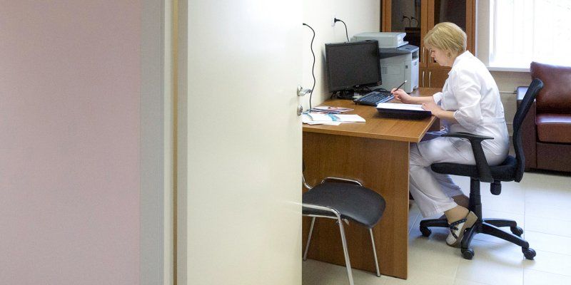 В Молжаниновском районе начали ремонтировать помещения поликлиники № 45