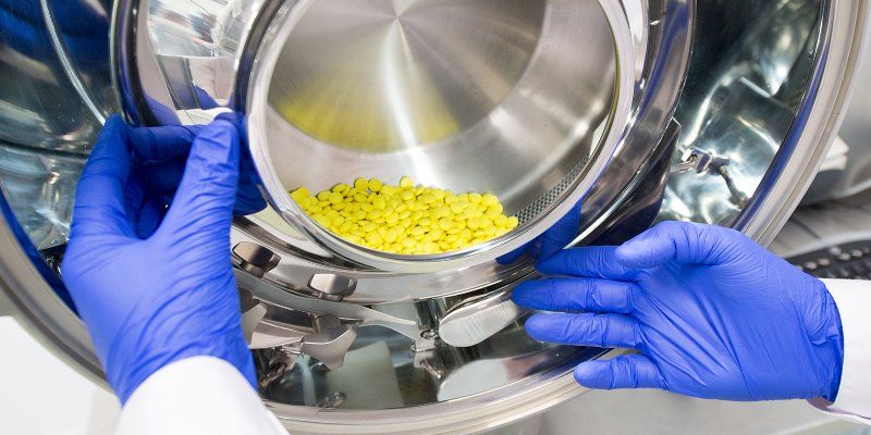 В Москве выросли объемы производства лекарств, пищевой продукции и машин