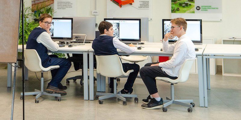 Школьники могут бесплатно заняться гейм-дизайном и 3D-моделированием