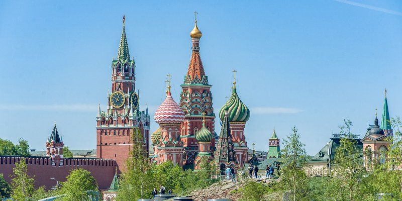 От Кремля до самых до окраин: на портале «Узнай Москву» появился квест к 12 июня