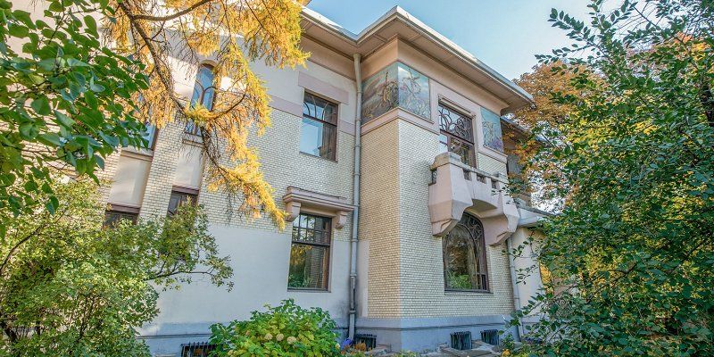 Метро, усадьбы и фабрики: изучаем архитектуру Москвы на онлайн-экскурсиях