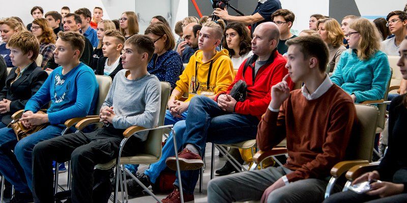 Поставщик фарфора для императорского двора: на ВДНХ прочитают лекцию о Матвее Кузнецове