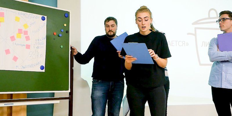 Во второй тур конкурса «Школа самых классных классных» прошли 25 команд