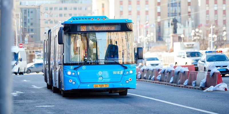Как работает транспорт во время закрытия участка красной ветки метро