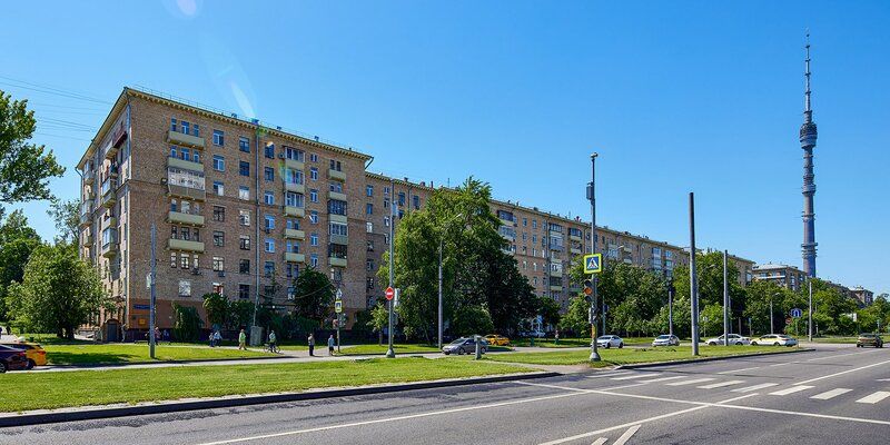 В Останкинском районе отремонтируют крышу «королёвского» дома