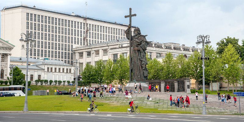 Какие улицы станут пешеходными в субботу