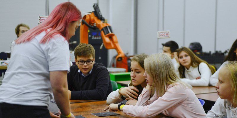 Генная терапия и брейн-фитнес: новые занятия проекта «Субботы московского школьника»