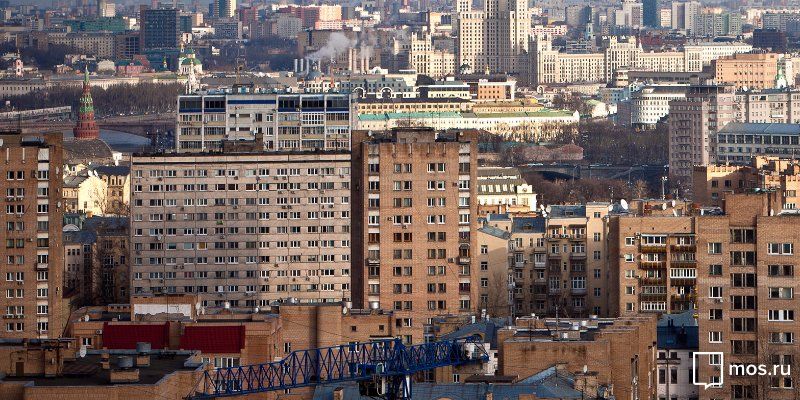 В Москве появятся улица Юлиана Семёнова и бульвар Академика Ландау