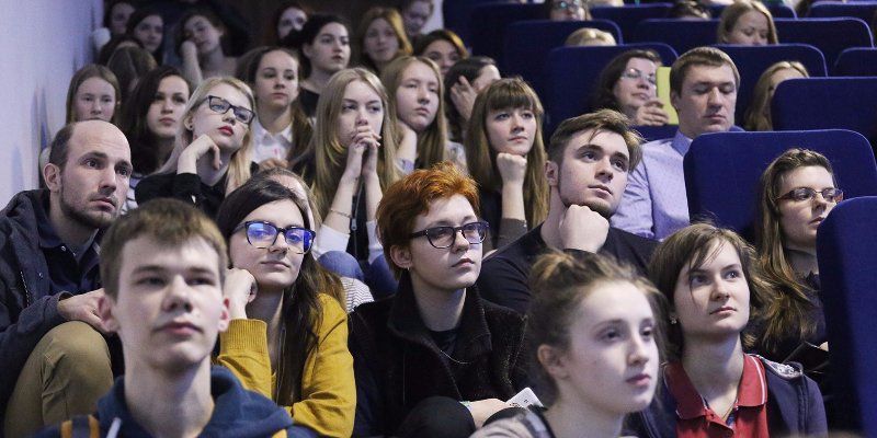 Биографии писателей и любовь Евгения Онегина: ВДНХ приглашает на «Литературные среды»