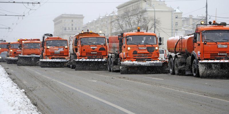 Коммунальные службы продолжат убирать город от снега