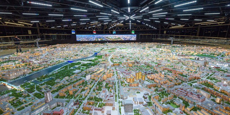 История Москвы за четыре минуты: павильон «Макет Москвы» запускает новое светотехническое шоу